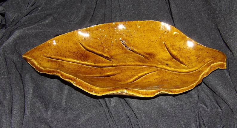 Handmade Pottery Tobacco Leaf Tray, Golden Glaze Stoneware, 12"/14" image 7
