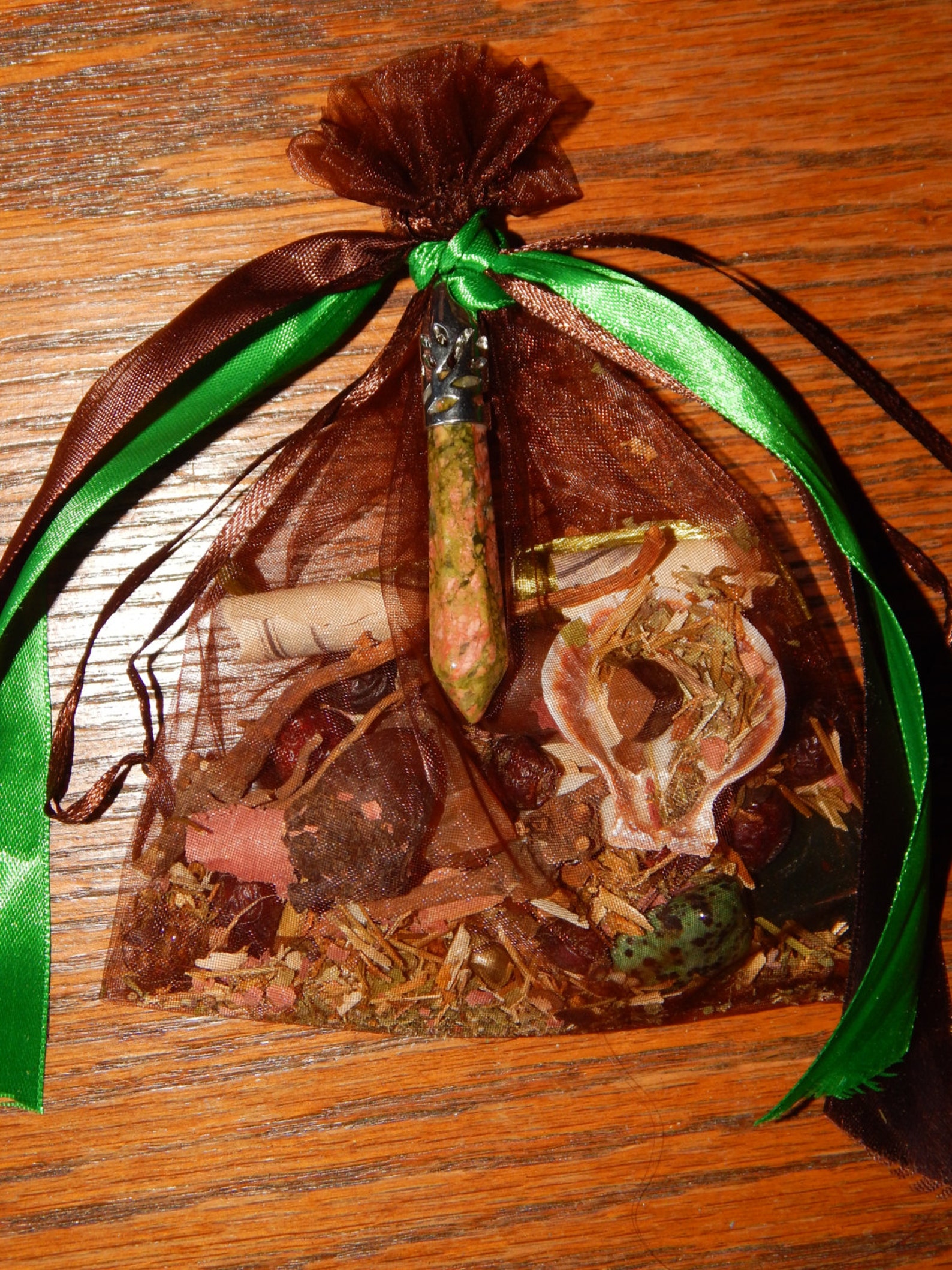 In The Womb Mojo Bag Hoodoo Mojo Bag Lucky Charm Folk Etsy