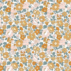 Puede incluir: Un patrón floral denso con flores naranjas, melocotón y amarillas sobre un fondo blanco. Pequeñas hojas verde azulado se intercalan entre las flores, creando un diseño vibrante y completo. Un diseño de tela.