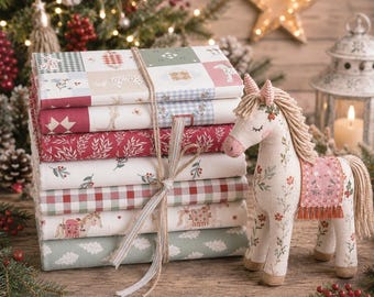 Patchwork Fabric Pack, Fat Quarters Bundle or 50 cm Cut, 100% Organic Cotton Christmas horses
