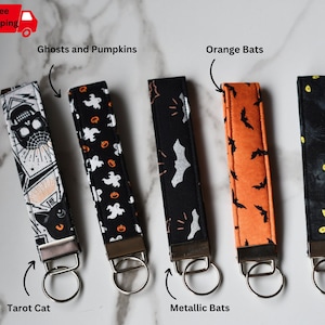 Halloween Car Key Fob for House Keys, Wristlet Keychain, Keyring, Fabric Keyfob, Keychain Wristlet,  Multiple designs, Ready to Ship!