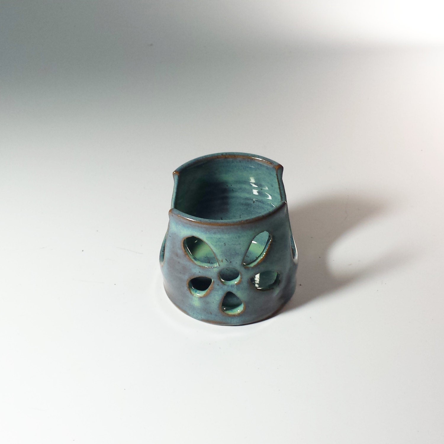 Handmade Wheel Thrown Ceramic Pottery Sponge Holder,Ready to ship, Blue