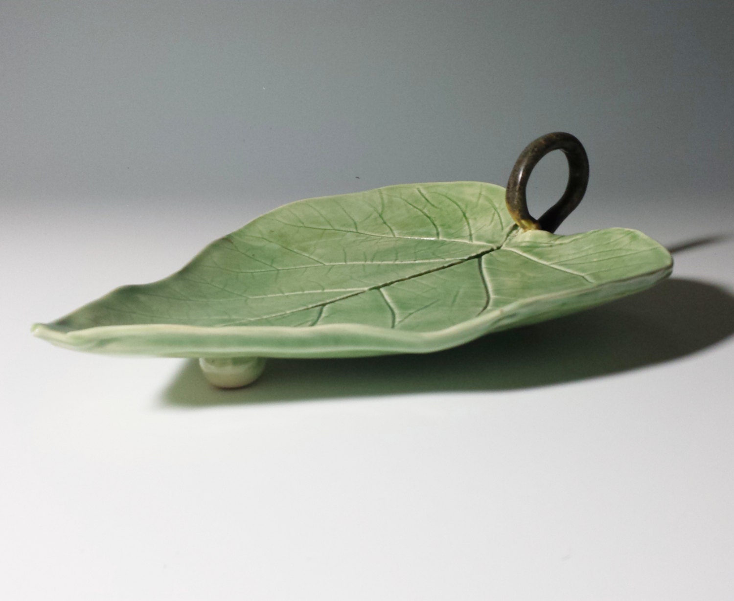 Ceramic Leaf Dish,Decoartive Leaf Tray,Serving Tray,Ready to Ship,Unique Pottery,Green Dish