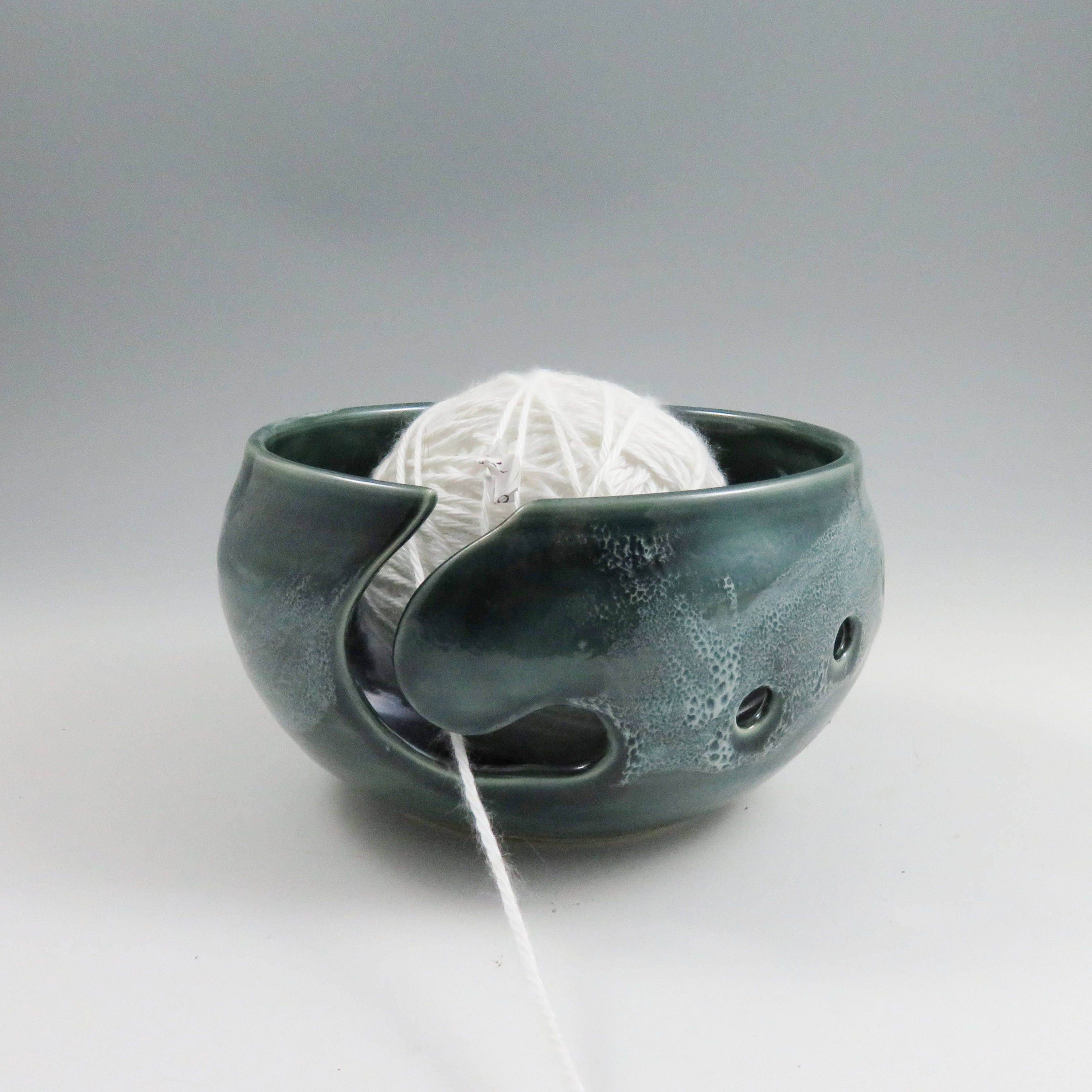 Large Yarn Bowl,Yarn Bowl for Knitting,Yarn Keeper,Pottery Yarn Bowl