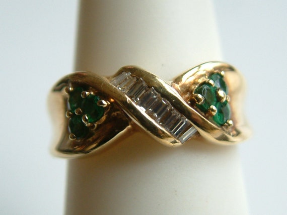 Estate Emerald  & Diamond twist band ring, solid … - image 3