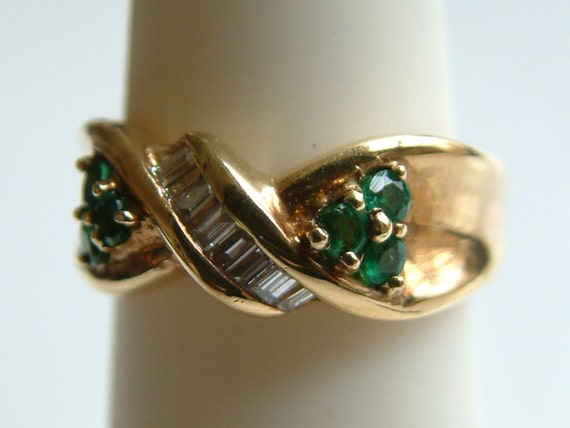 Estate Emerald  & Diamond twist band ring, solid … - image 5
