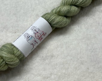 100 yards mini skein - BFL/Nylon - Green Granny