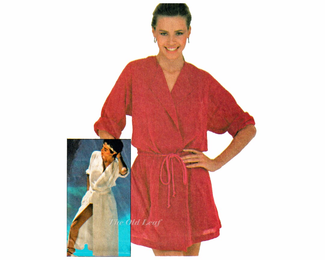 Shortie Red Robe Ladies Robe Pattern: Shorty or Full Length, Size 18-20 Mccalls 8071 ...