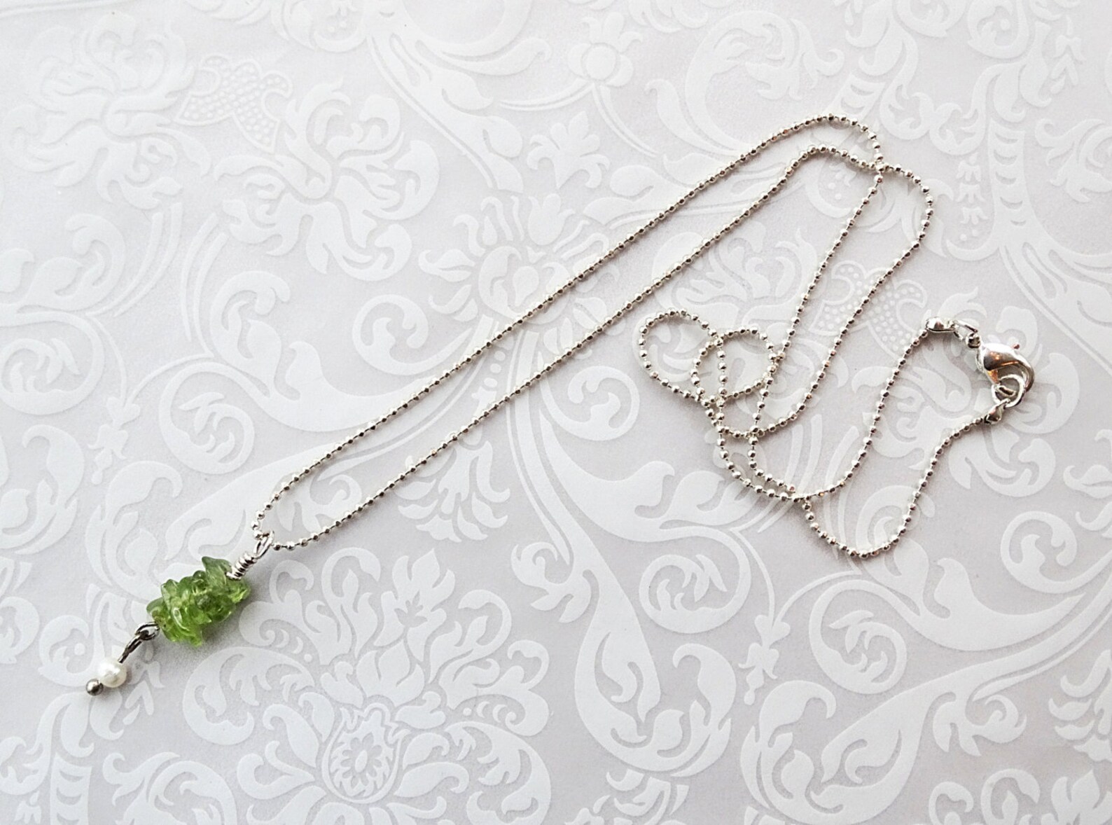 Peridot Pearl Necklace Peridot Necklace Green Jewelry Pearl Etsy