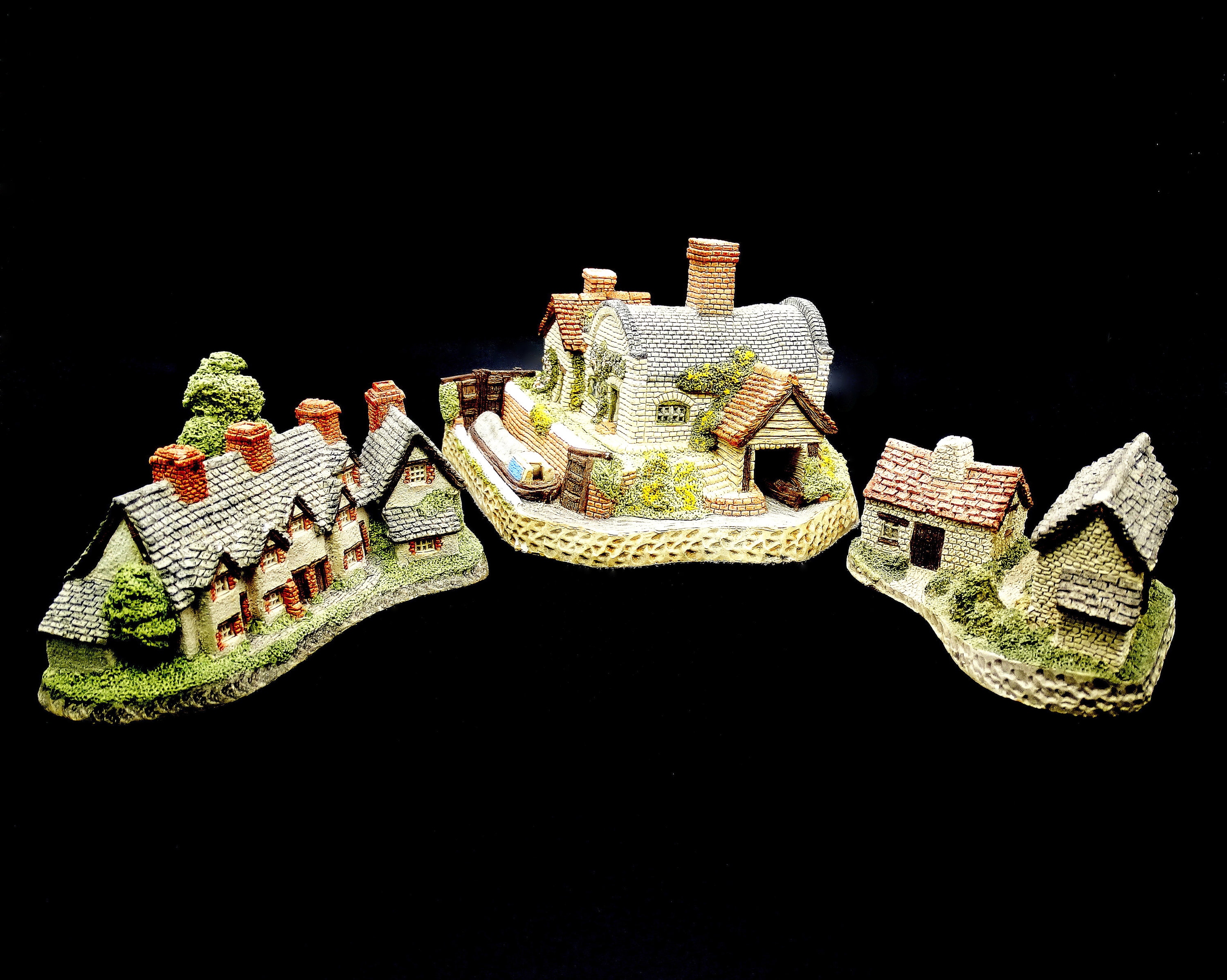 Vintage Period English Cottage Figurines, David Winter English Cottage