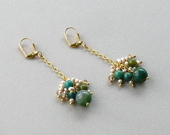 Pendientes de jaspe verde y perlas de marfil, pendientes de piedras preciosas, pendientes largos de perla y jaspe.