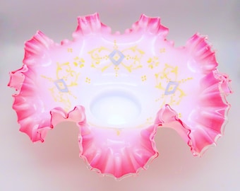Cuenco nupcial victoriano de vidrio opalino rosa con diseño floral esmaltado, cuenco nupcial victoriano antiguo, cuenco floral europeo pintado a mano.