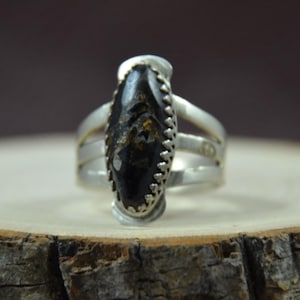 Black Mojave Copper Turquoise Marquise Shape Ring with Tripple Split Banded 925 Solid Sterling Silver Shank. Ring Size 7 1/2