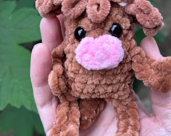 Crochet leggy highland cow plush