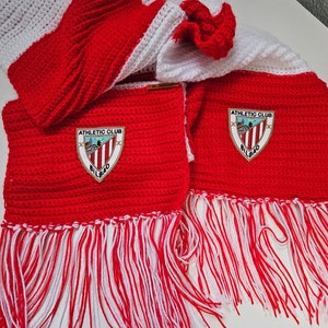 BUFANDA ATHLETIC DE BILBAO. 
TEJIDA A GANCHILLO.CROCHET. HAND MADE.