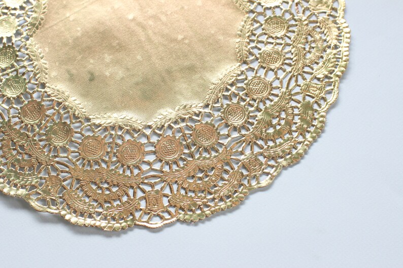 100 Metallic Gold 11.5 Round Doilies. Foil Lace Paper. Etsy Australia
