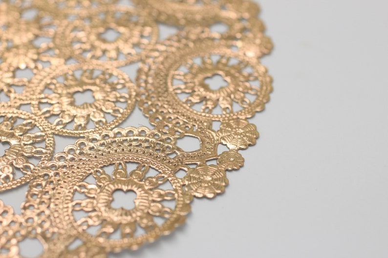 100 Metallic Gold 12 Round Medallion Doilies. Foil Lace Paper Etsy Canada