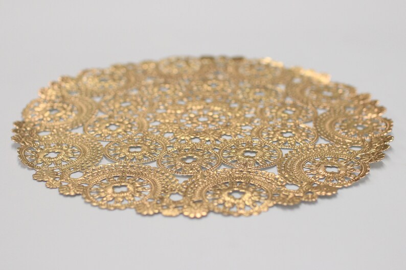 100 Metallic Gold 12 Round Medallion Doilies. Foil Lace Paper Etsy Canada