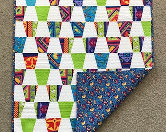Bright Tumbler Baby or Lap Quilt