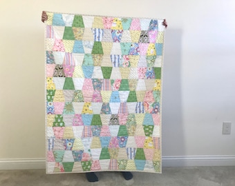 Pastel Tumbler Baby Girl Quilt - Machine Quilted