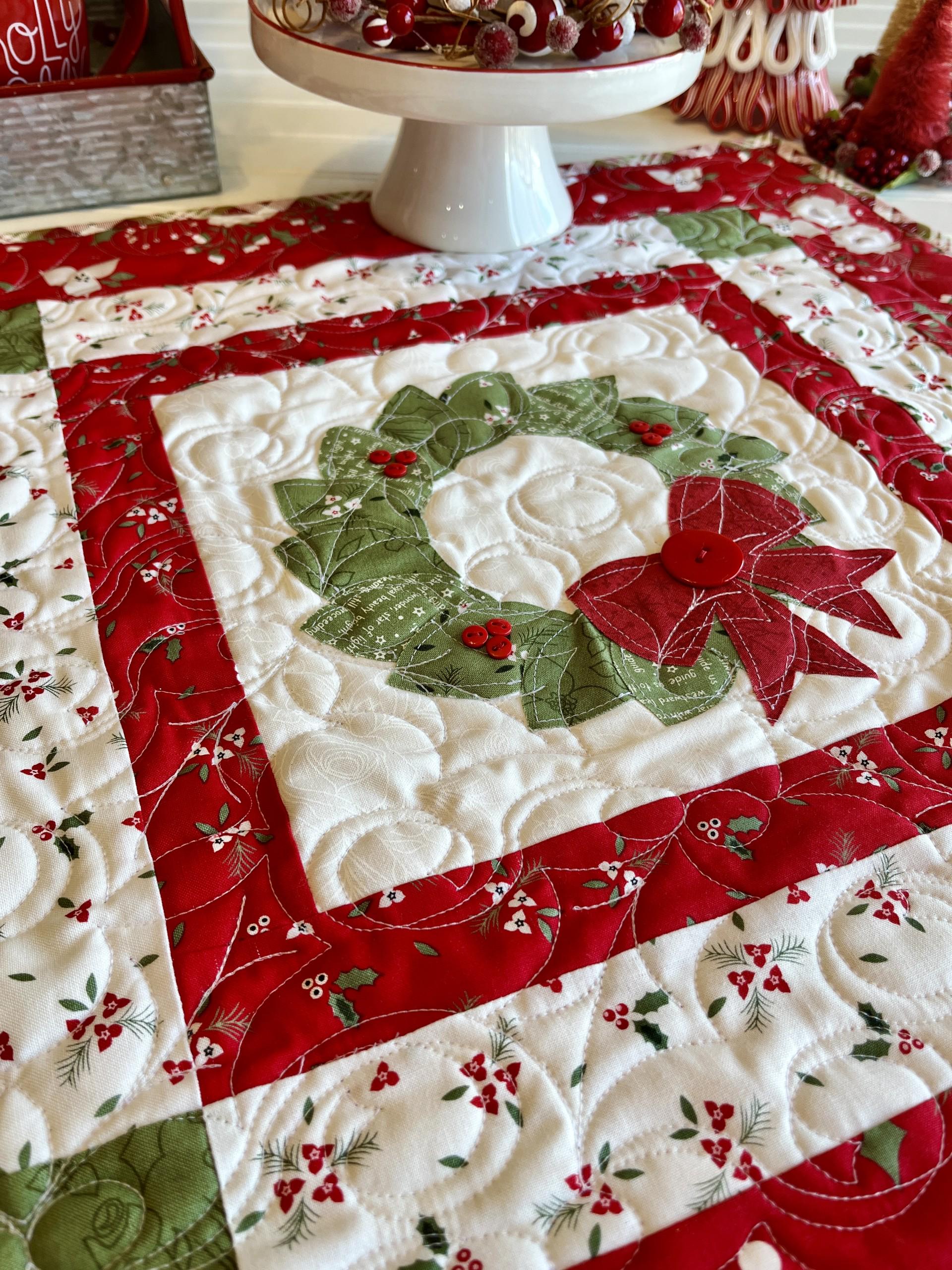 Christmas Table Topper Sewing Pattern, Berries and Wreath Applique (PDF ...