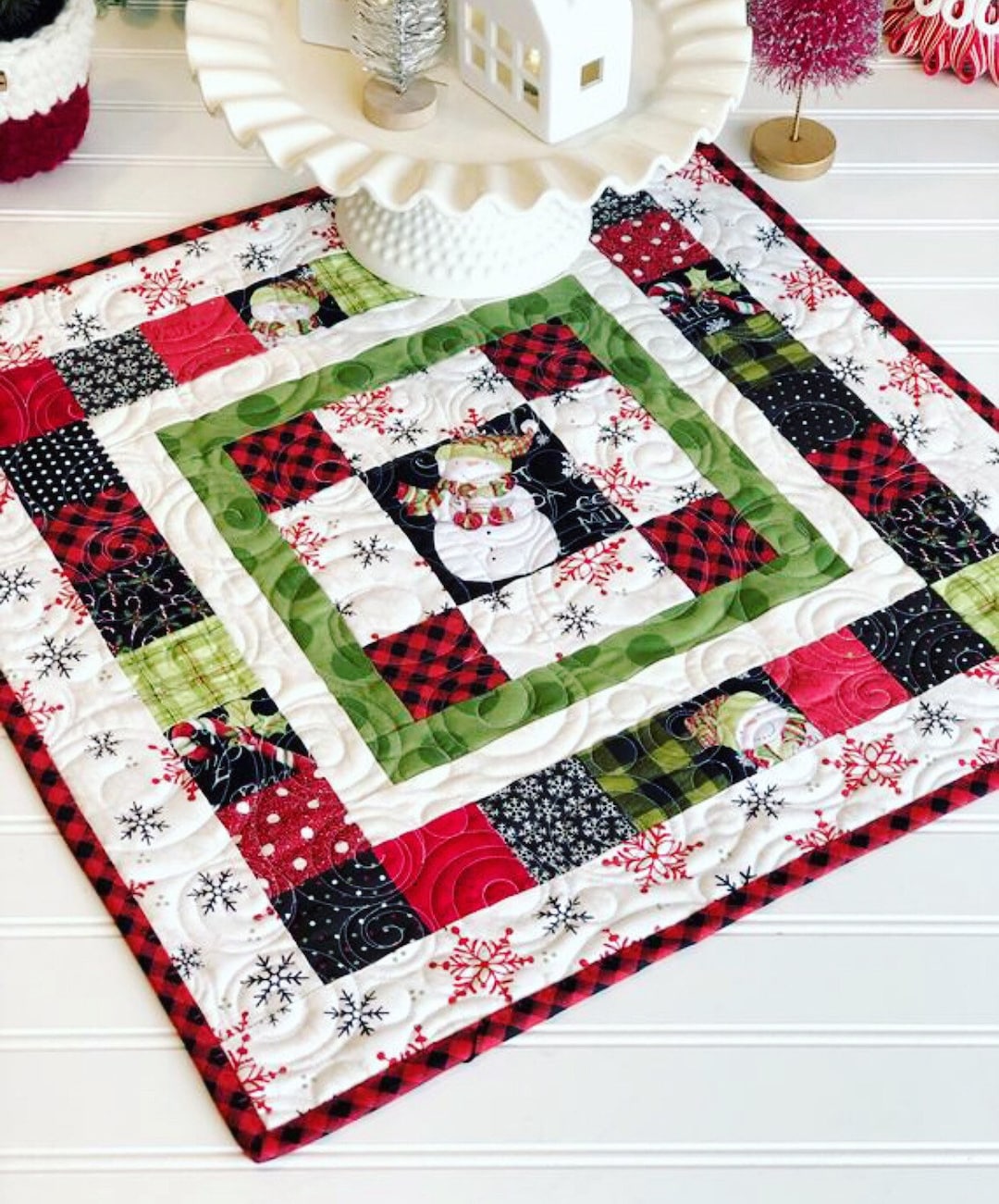 Simply Merry Tabletopper PDF Pattern, Quilted Christmas Tablerunner ...