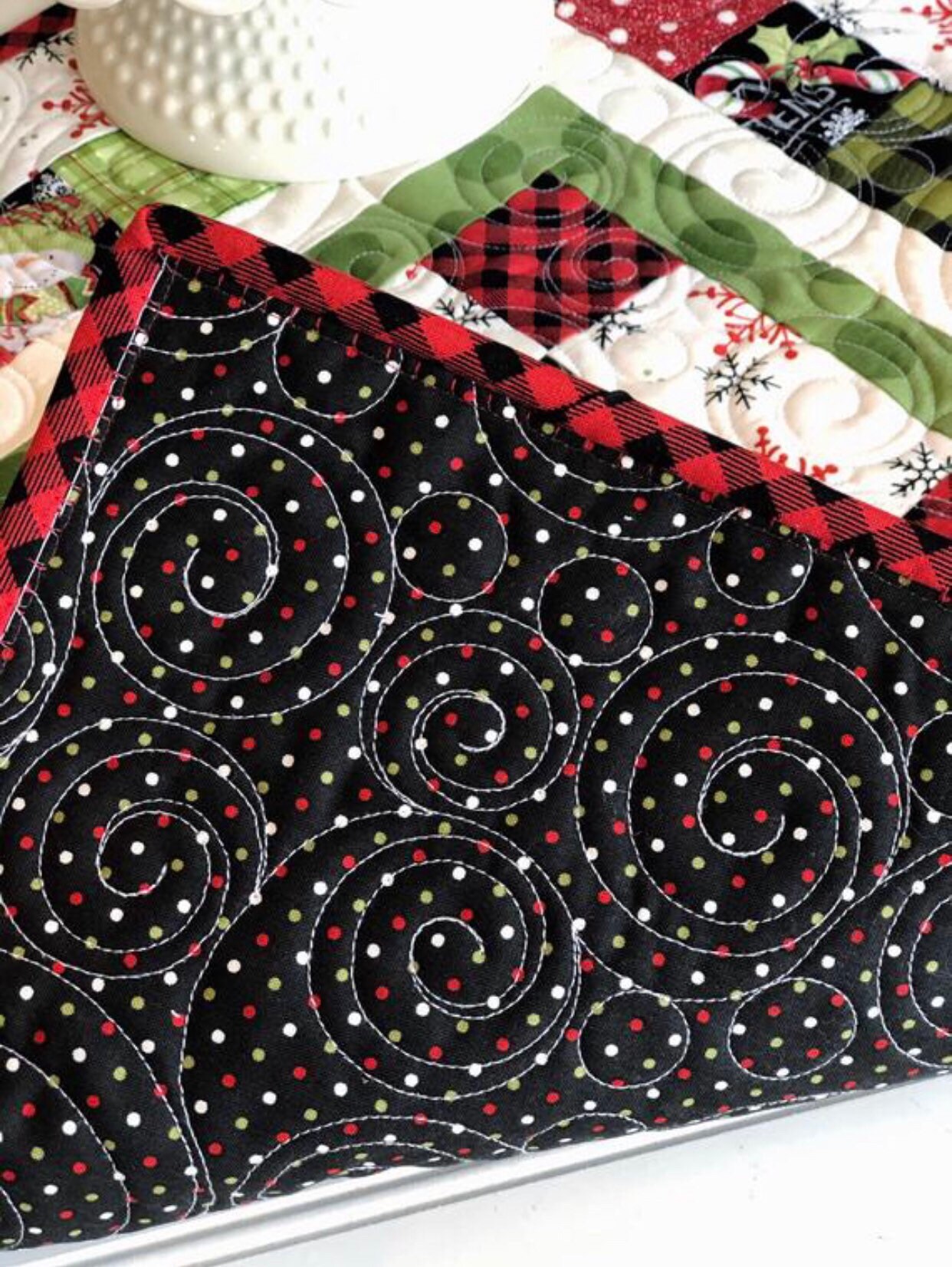 PDF Simply Merry Christmas Tabletopper Pattern, Patchwork Quilted ...