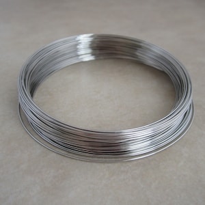 12 meters (472 inches) 24 gauge soft round stainless steel wrapping wire