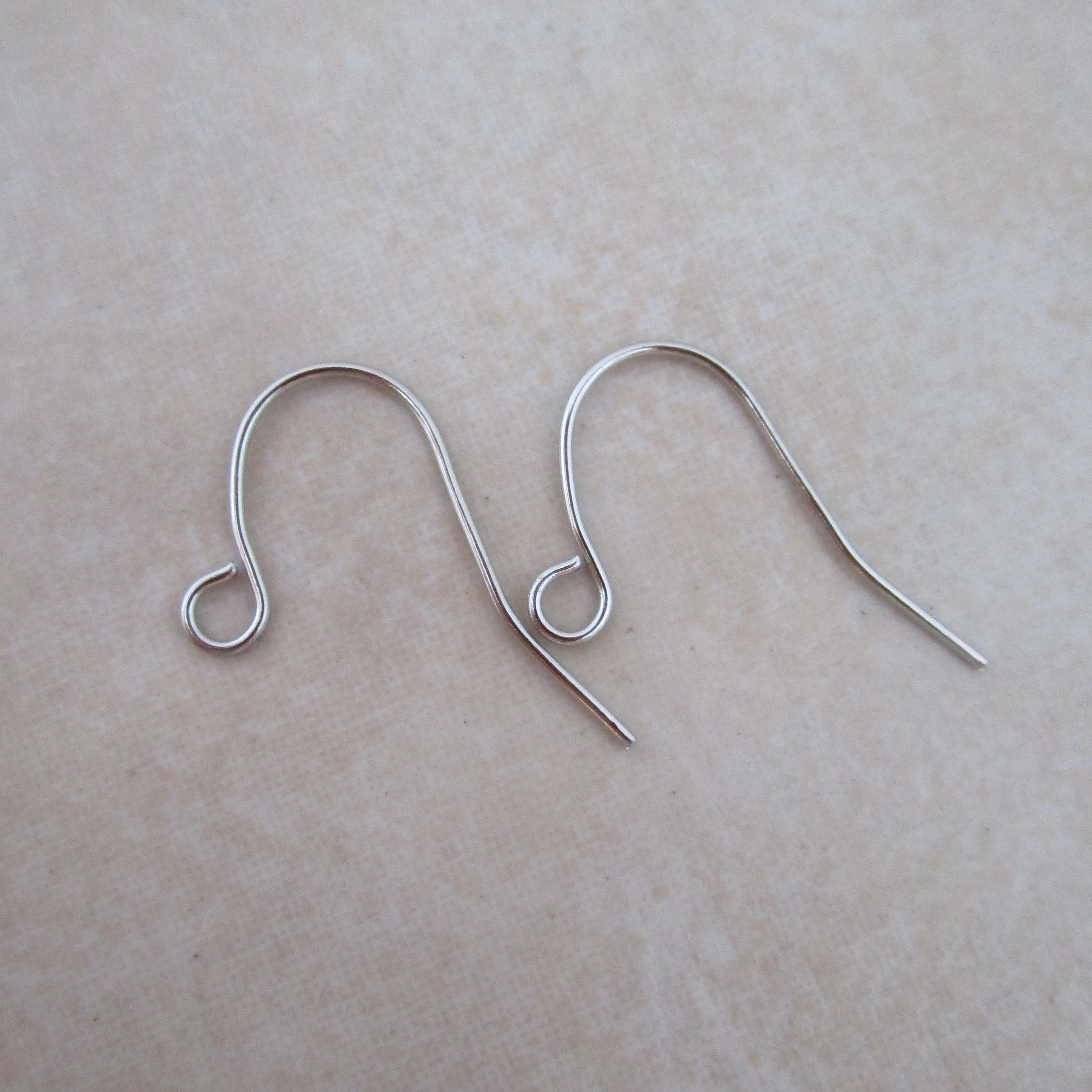 hypoallergenic stainless steel ear wires plain 22 gauge 12mm