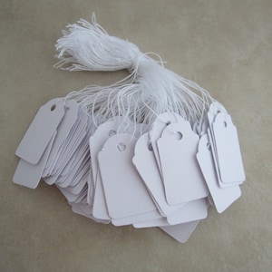 white paper string price tags 29mm x 18mm for jewelry and crafts
