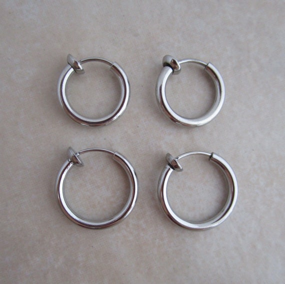 Non-pierced Hoop Earrings with Gunmetal Finish 13mm Round Non-pierced Hoop Earrings with Gunmetal Finish 13mm Round