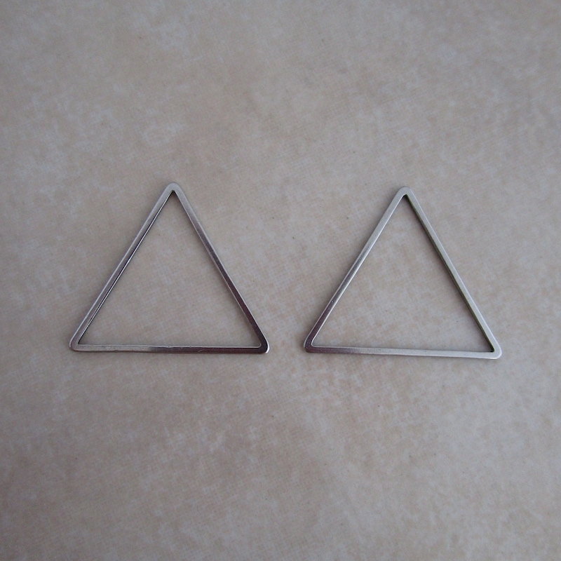 Metal Triangle - Etsy
