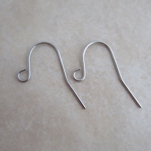 hypoallergenic stainless steel ear wires plain 22 gauge 13mm