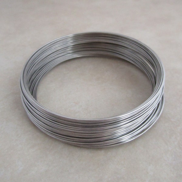 10 meters (394 inches) 22 gauge soft round stainless steel wrapping wire