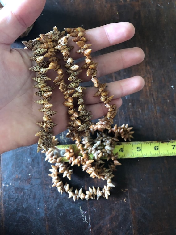 Tahiti Niihau shell lei/necklace