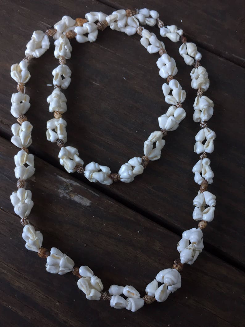 Vintage Seashell Lei/necklace Made With Tiny White Shells Etsy