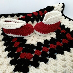Navajo Baby Moccasin Booties, Häkeldecke Set, Diné Krippenschuhe, Southwestern Lovey Decke