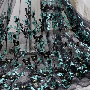 Adorable ! Tissu en tulle à broderie papillon, Tulle floral pour robe de soirée, Robe de soirée, Robe de bal, Conception de vêtements haute couture