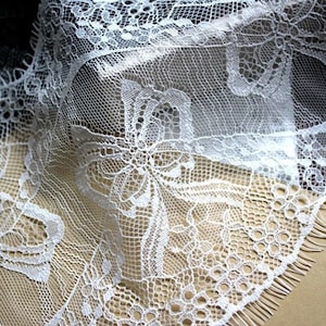 Off White Chantilly Lace Trim, Bow knot Pattern Eyelash Trim For Wedding Dress, Tube Dress, Lingerie, Princess Dress, Sleep Wear