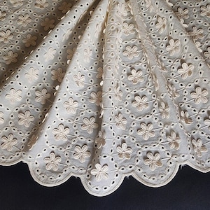1 Yard Cute Small Flower Scalloped Cotton Lace Trim, Eyelet Floral Cotton Trimming for Dress, Garments, Crafts Sewing