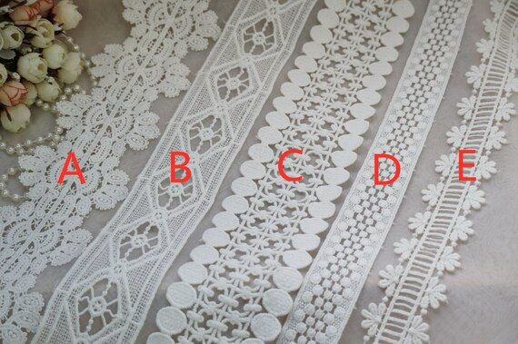 Lace and trimmings deals