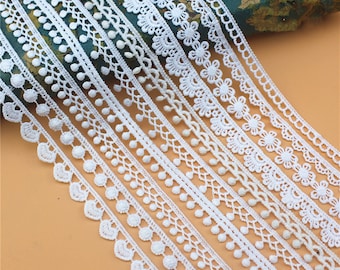 13 Yards lace trim, off white lace trim, narrow lace, crochet lace trim,  Lace ribbon, bridal lace trim, headband lace, necklace lace