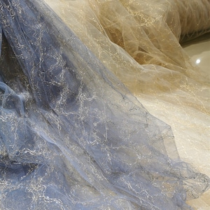 Blauer Mesh-Spitze-Goldfaden-Stickerei-Rauten-Muster-Tüll-Gewebe, Brautkleid-Gewebe, Hochzeits-Gewebe, Partykleid-Gewebe, durch 1 Yard