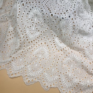 Retro Eyelet Cotton Lace Fabric, off White Cotton Fabric With Scalloped ...