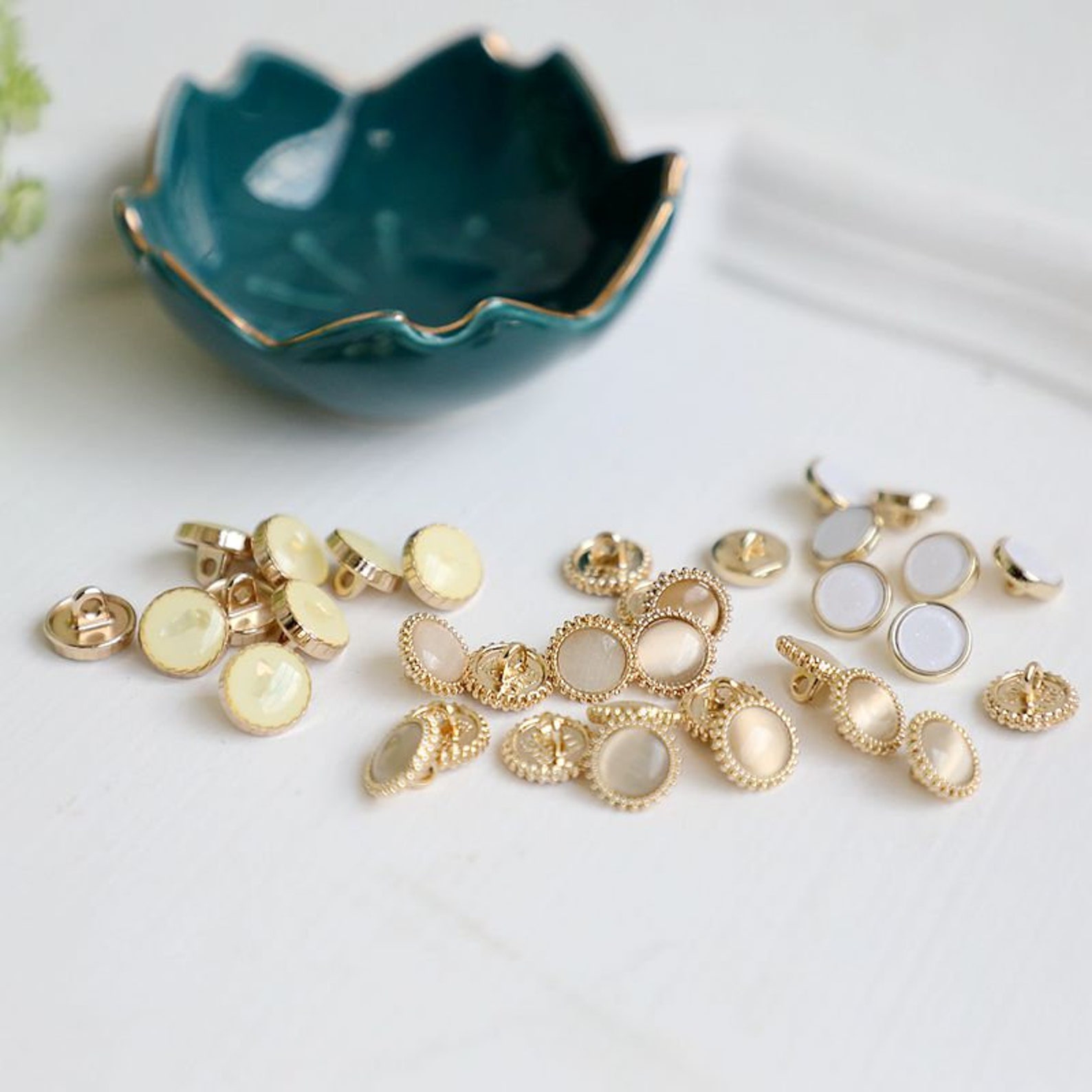 6 Pcs Delicate Round Shape Buttons, Alloy Buttons for Coat, Blouse ...