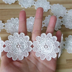 Flower Lace Fabric Trim In White, Eyelet Lace, Bridal Gown Lace Fabric, Petal Lace Trim, Venice Lace Sell By The Yard