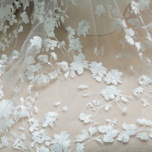 Tela de encaje floral con bordado blanco bohemio, Material de encaje nupcial, tela para vestido de novia, tela de encaje de flores de malla suave cortada a medida