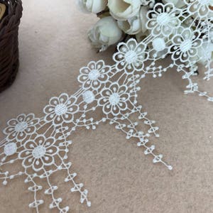 Venice Lace Trim In White Flower Leaves Lace Hollowed Out Trim 3.3&quot; Wide By The Yard Bridal Veil Costumes Supplies