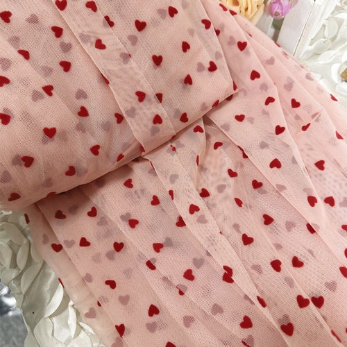Joli petit coeur en tulle doux et extensible, tulle décoratif coeur en velours rouge pour robe, gants en tulle, décoration d'intérieur, tissu à coudre de vêtements