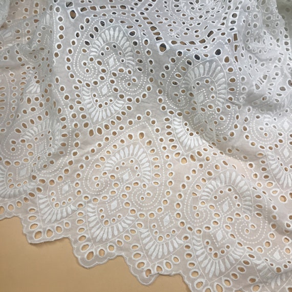 Cotton Eyelet Fabric Delicate flower fabric in Off-White Eyelet